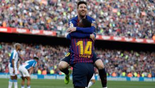Messi celebra un tanto con el Barcelona en La Liga 