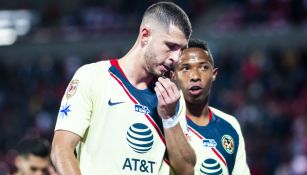 Guido Rodríguez durante un partido con el América