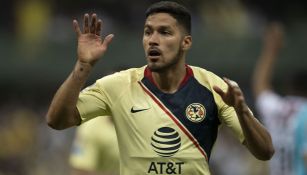 Valdez, durante un partido del América