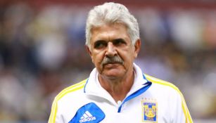 Ricardo Ferretti, durante un juego de Tigres