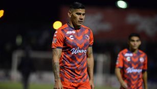 Carlos Salcido tras un juego con los Tiburones Rojos