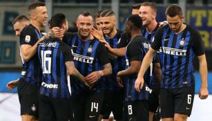 Inter de Milan celebra ventaja frente a la Juventus 