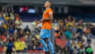 Nico Cstillo durante el partido ante Santos