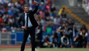 Caixinha da indicaciones durante el juego ante Lobos BUAP