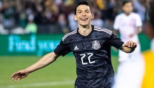 Chucky Lozano durante un partido con la Selección Nacional 