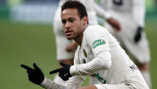 Neymar durante el partido ante el Rennes 