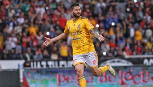 Gignac celebra gol con Tigres