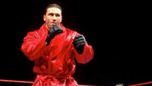 Ken Shamrock en una lucha en WWE