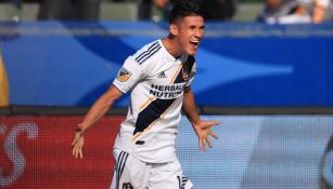 Uriel Antuna festeja anotación con el Galaxy 