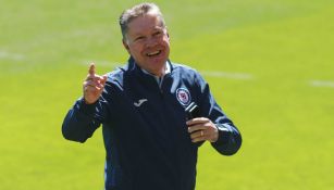 Ricardo Peláez durante un entrenamiento de Cruz Azul