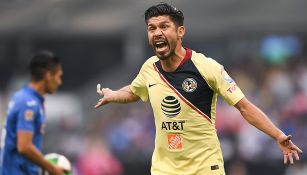 Oribe Peralta, durante el juego de Cuartos de Final ante Cruz Azul