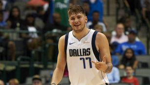 Luka Doncic durante un partido de los Mavericks