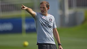 Thomas Tuchel dirige una sesión del PSG