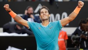 Rafa Nadal celebra su victoria ante Djokovic