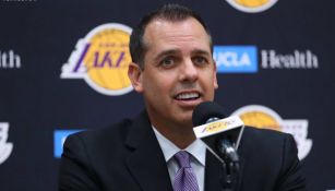 Frank Vogel, durante su presentación con los Lakers