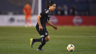 Diego Lainez, durante un juego con la Selección Mexicana