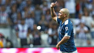 Chupete Suazo, en el partido de su despedida en Monterrey