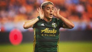 Brian Fernández festeja gol con Portland Timbers