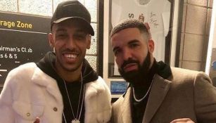 Drake se toma una foto con Aubameyang