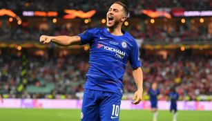 Eden Hazard festeja un gol con el Chelsea