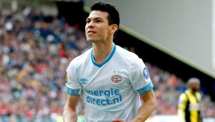 Hirving Lozano celebra e juego del PSV