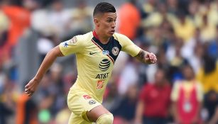 Mateus Uribe en partido con América 