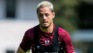 Javier Hernández en entrenamiento con el West Ham