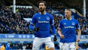 Gomes celebra una anotación en la Premier League 