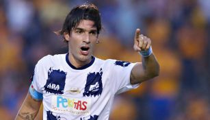 Loco Abreu, durante un juego de Leyendas con Monterrey