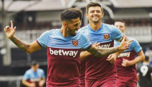 Manuel Lanzini festeja el gol de la victoria ante el Fulham