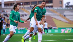 Jesús Godínez celebra el segundo gol de México Sub 22