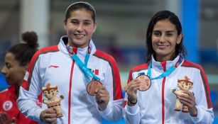 Paola Espinosa y Dolores Hernández presumen su Bronce en Lima 2019