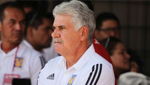 El Tuca Ferretti en el partido contra Atlético San Luis