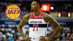 Dwight Howard durante un juego con los Wizards