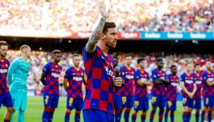 Messi habla ante la afición del Barça en el Camp Nou