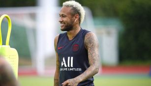 Neymar, durante un entrenamiento con el PSG