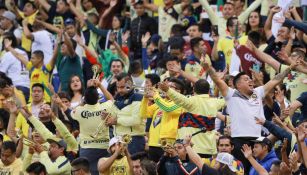 Afición del América en choque contra Pumas