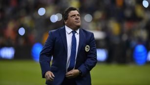 Miguel Herrera durante un juego del América