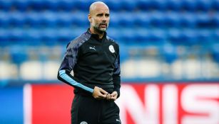 Pep Guardiola, durante un entrenamiento con el Man City