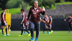 Gerardo Martino, en un entrenamiento del Tricolor 