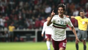 José Juan Macías celebra su gol ante Trinidad y Tobago