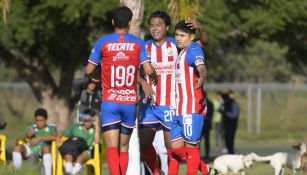 Eduardo López festeja su gol ante León con la Sub 20