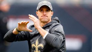 Drew Brees en un entrenamiento con Saints 