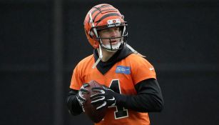 Andy Dalton durante un entrenamiento con Cincinnati Bengals