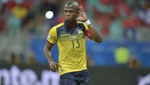 Enner Valencia en un partido con Ecuador