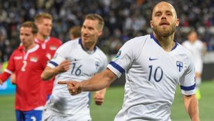 Teemu Pukki marcó dos goles a Liechtenstein