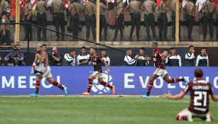 Gabriel Barbosa celebrando un gol en la Final de la Copa Libertadores