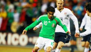 Nery Castillo durante un juego de México vs USA en el 2009