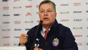 Ricardo Peláez, en conferencia de prensa con Chivas 