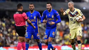 Guido Rodríguez en el América contra Tigres